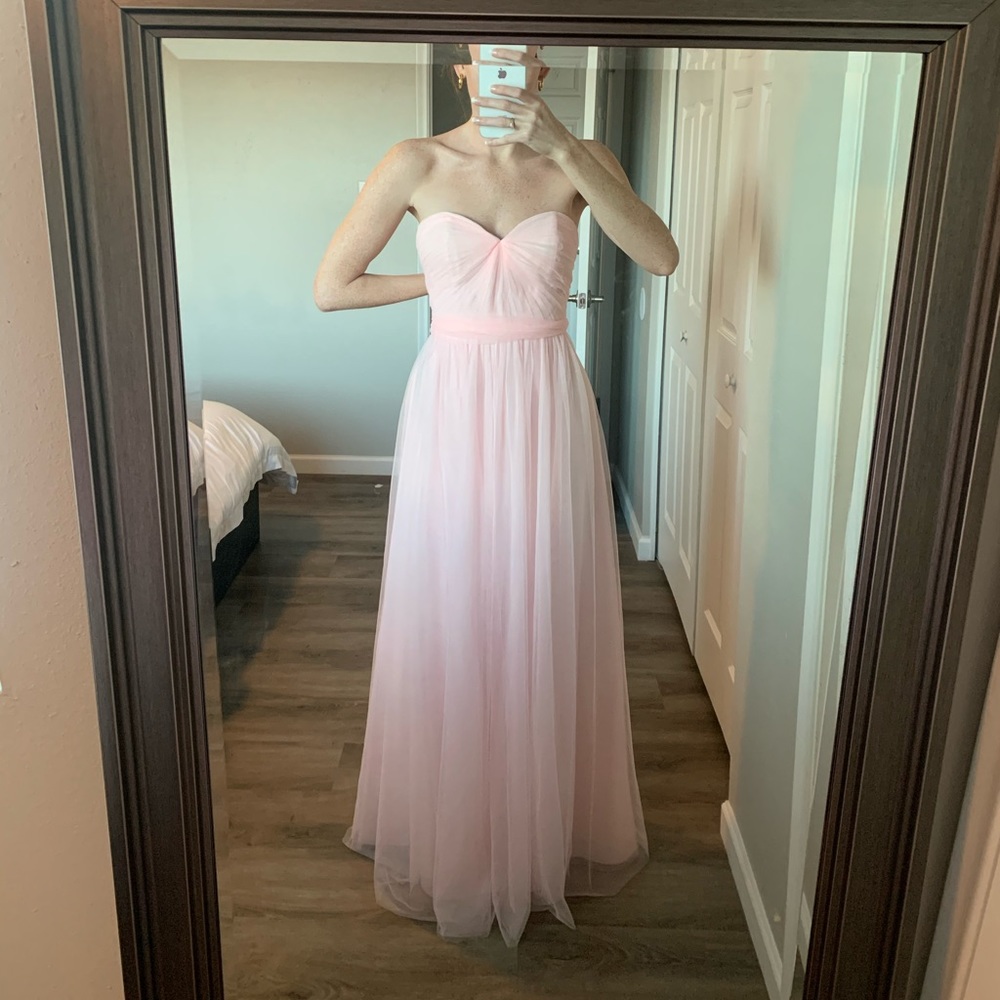 Strapless tulle pink dress